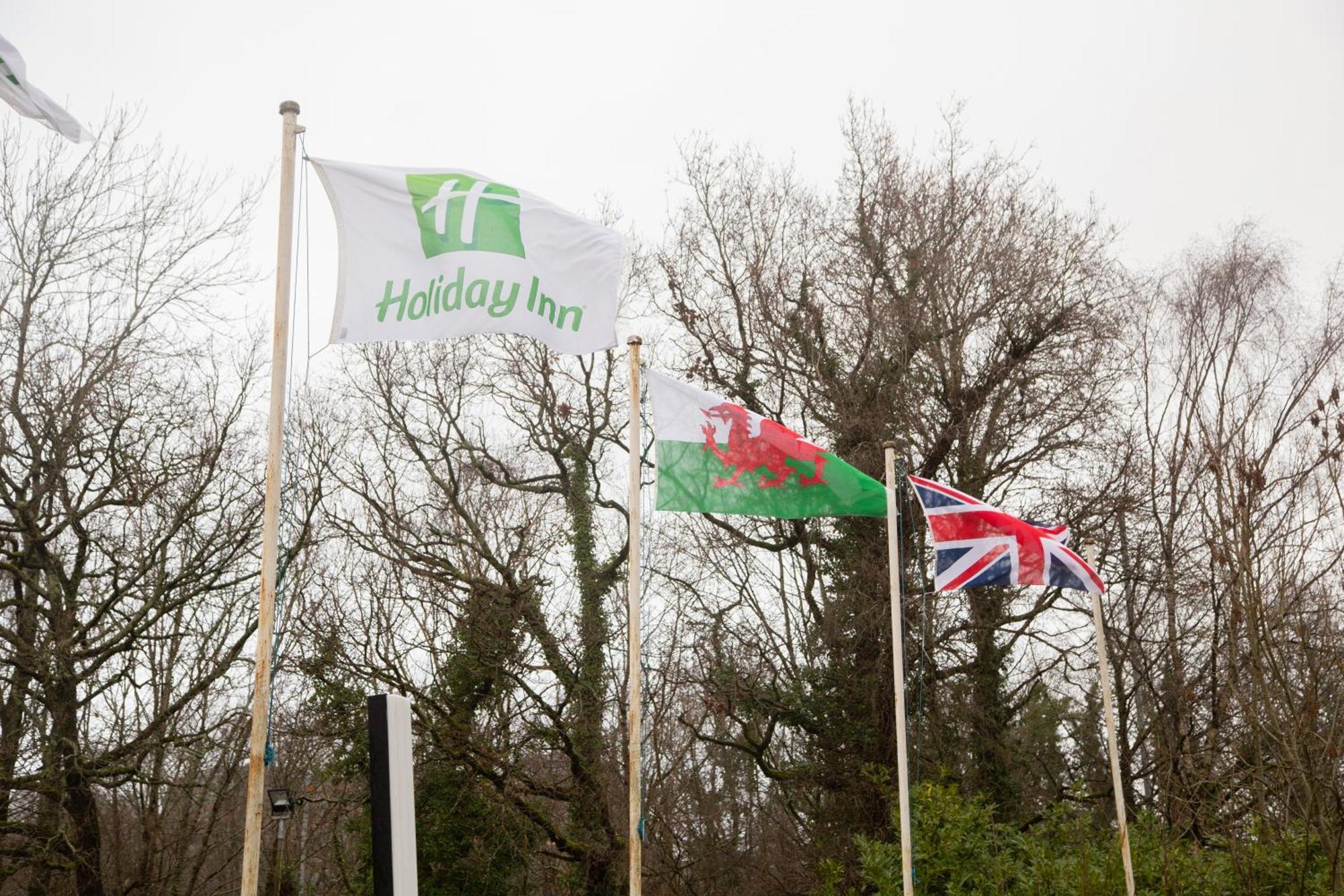 Holiday Inn Newport, An Ihg Hotel Exterior foto